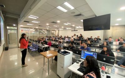 Inicio de capacitaciones a usuarias/os líderes de SAP en la Facultad de Economía y Negocios. 