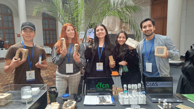 En el evento participaron investigadores y estudiantes de Ingeniería Forestal durante dos largas jornadas de aprendizaje, investigación e innovación.