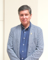 El académico Ricardo Baettig