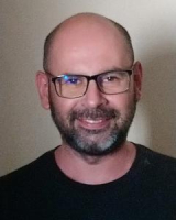 El académico Oscar Fernández