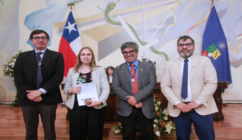 Académicos de Forestal premiados por su aporte en Investigación