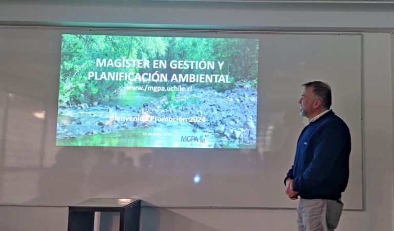 El académico Juan Pablo Fuentes, coordinador académico del Magíster en Gestión y Planificación Ambiental.