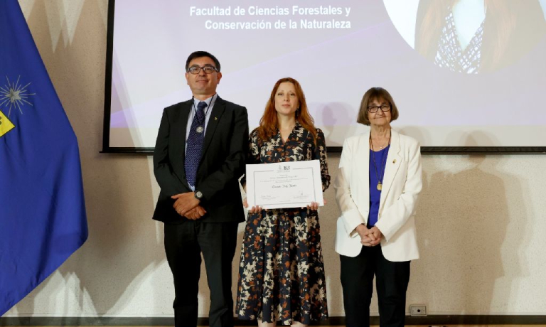 Consuelo Fritz es la mejor docente del 2025